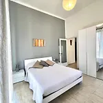 La Valigia Sul Letto *