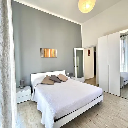 La Valigia Sul Letto *